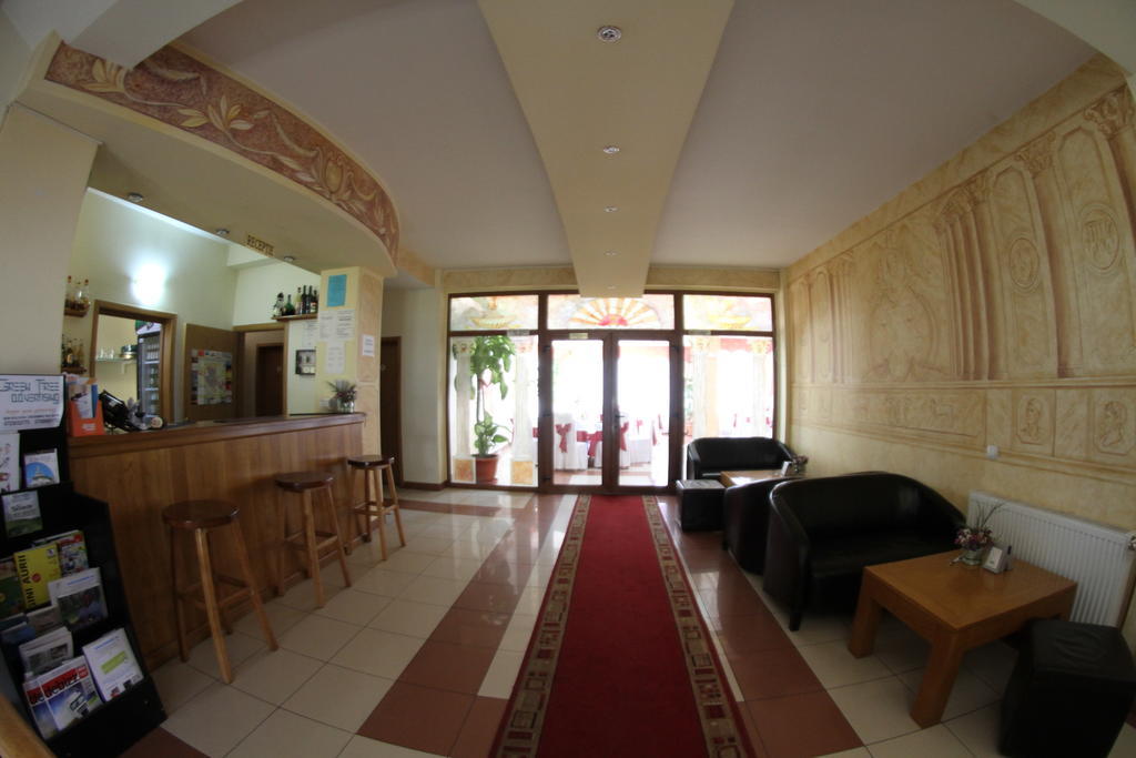 Casa Traiana Otel Alba Iulia Dış mekan fotoğraf